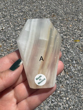 Load image into Gallery viewer, Onyx Coffin Carvings From Mexico
